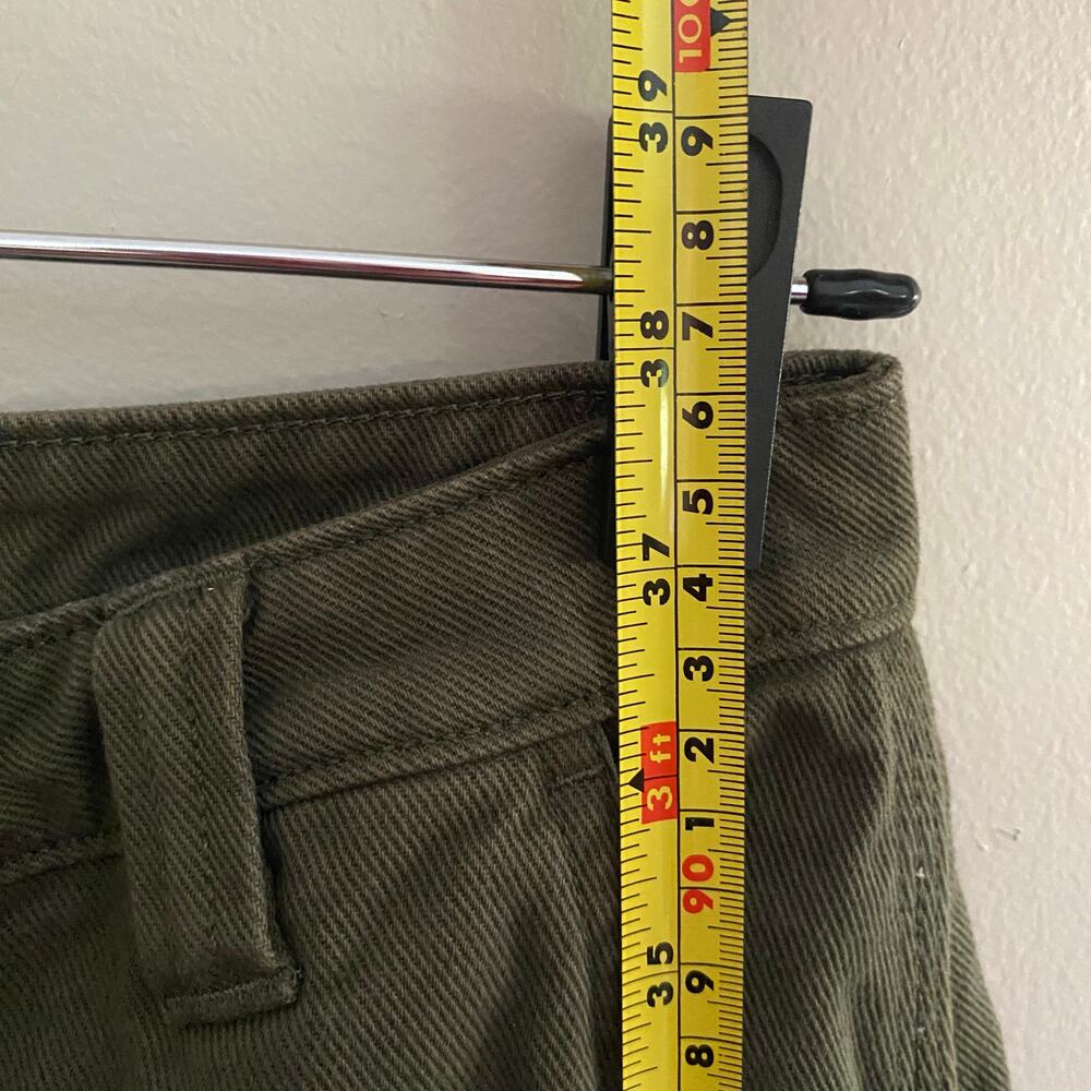 TNA Aritzia Green Straight Leg Cargo Patchwork Pants High Rise Reworked Women 0 - Picture 10 of 12